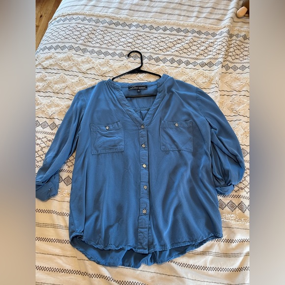 Blue shirt - Picture 2 of 2